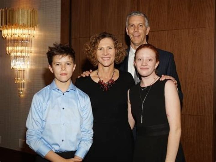 Anthony Radziwill Biography, Age, Height, Wife, Net Worth, Family