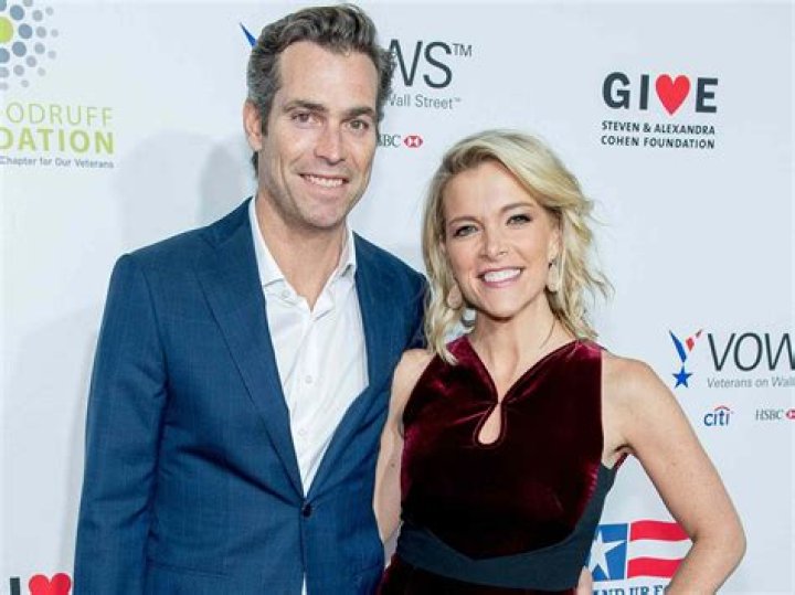 Cory Gibbs Biography, Age, Height, Wife, Net Worth, Family