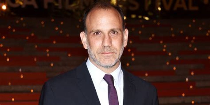 Ferdinand Mercado Biography, Age, Height, Wife, Net Worth, Family