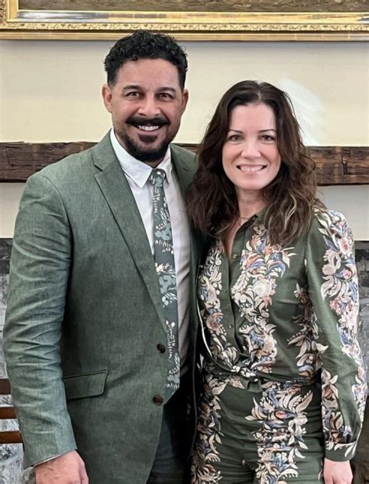 Jon Huertas Biography, Age, Height, Wife, Net Worth, Family