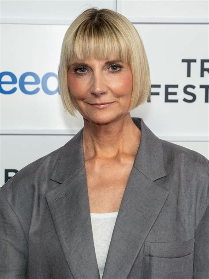 Kerri Kenney Biography, Age, Height, Husband, Net Worth, Family
