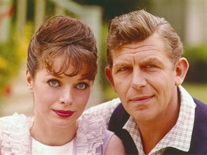 Lindy Morrison Biography, Age, Height, Husband, Net Worth, Family