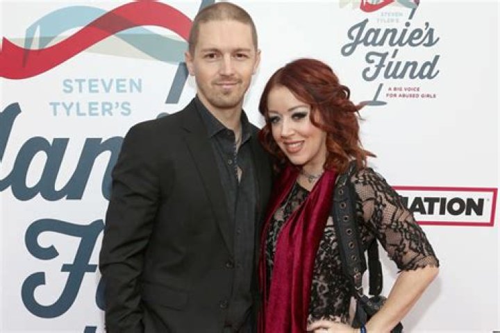 Lynsi Snyder Biography, Age, Height, Husband, Net Worth, Family